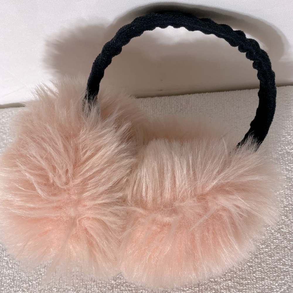 Women’s Light Pink Fluffy Faux Fur Ear Muffs With black Velvet Headband - Picture 1 of 10